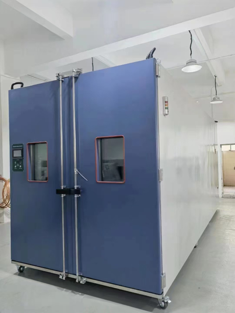 Industrial Walk-In Constant Temperature & Humidity Chamber for Large-Scale Environmental Reliability Testing 